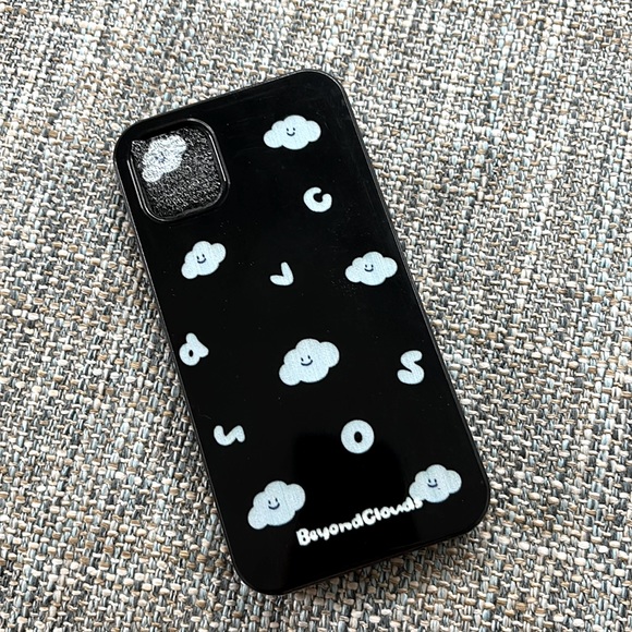 Cloudy Iphone 11 Phone Case - Picture 4 of 4